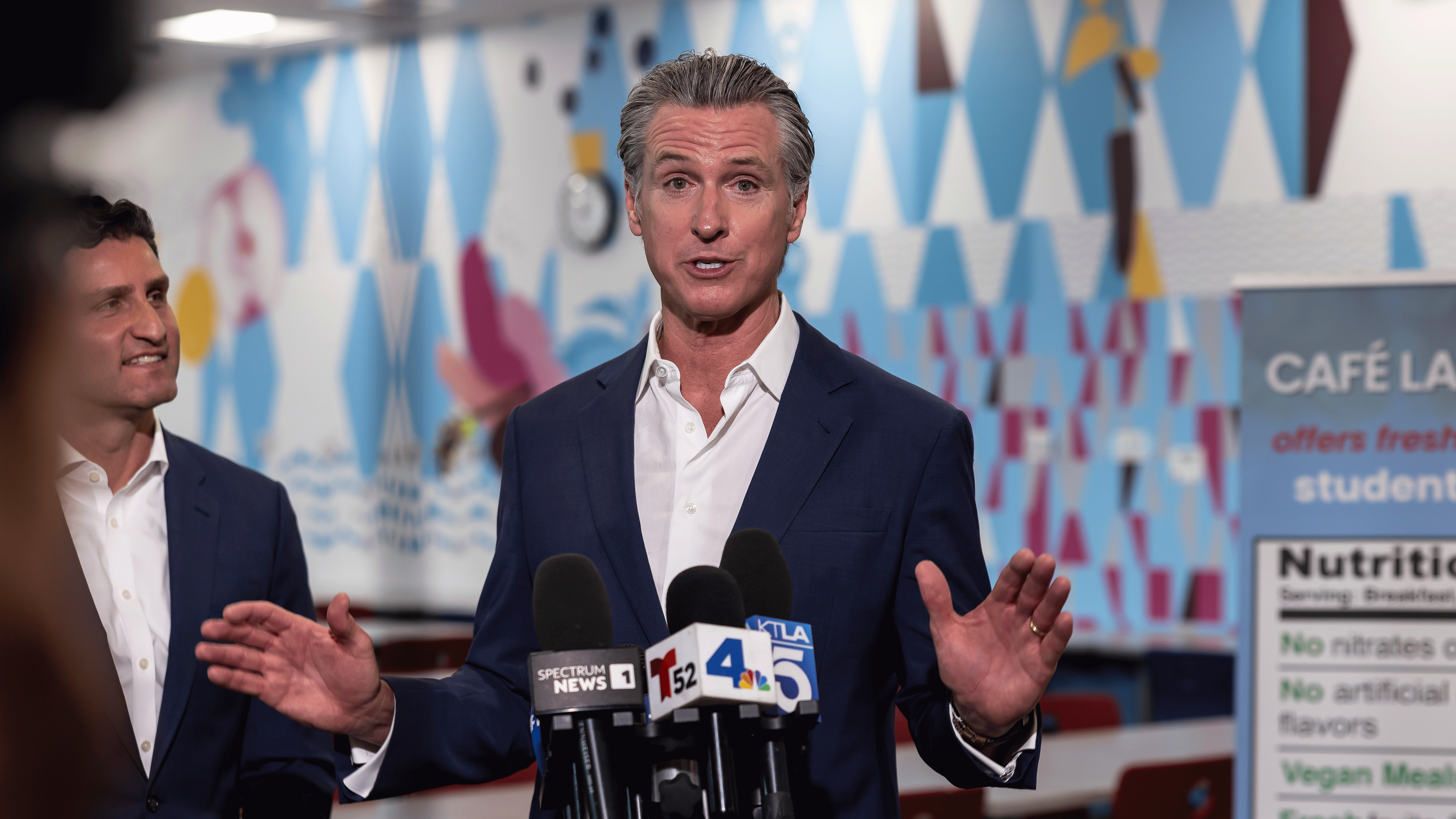 How To Bet - California Governor Signs Sweepstakes Gambling Ban into Law 