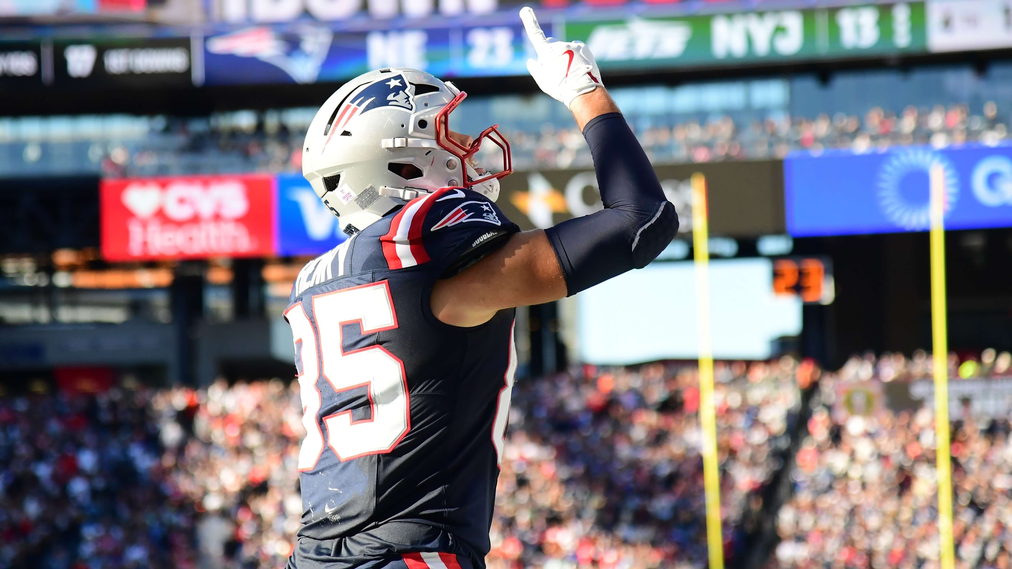 Hunter Henry TNF best bets