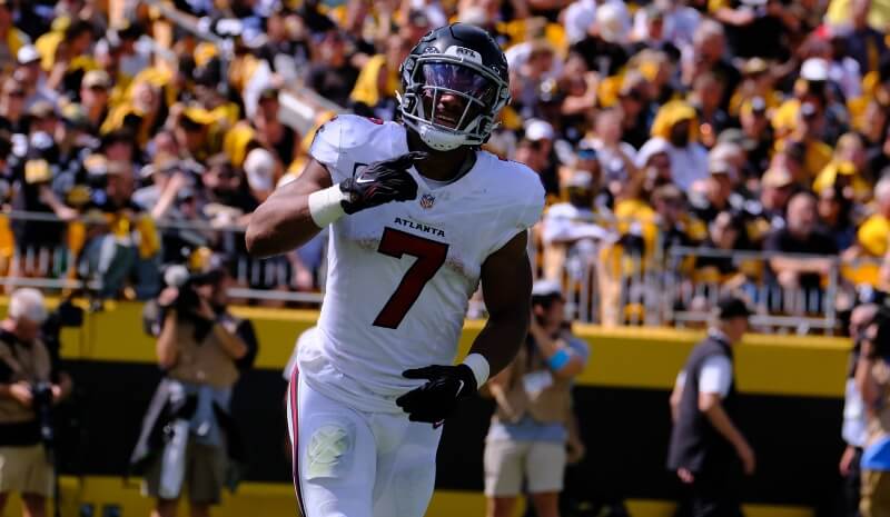 How To Bet - Panthers vs Falcons Prediction, Picks & Early Odds: NFL Week 2