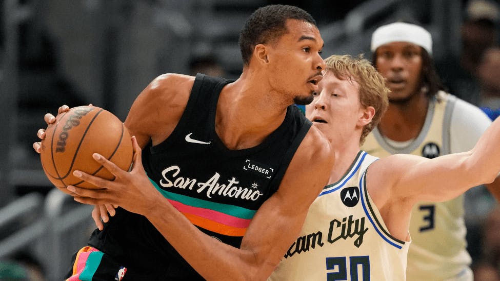 Spurs vs Warriors Prediction, Picks & Best Bets for Tonight’s NBA Game