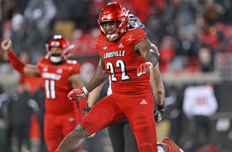 College Football Upsets and Underdogs Week 13: Louisville Topples Levis and the Wildcats