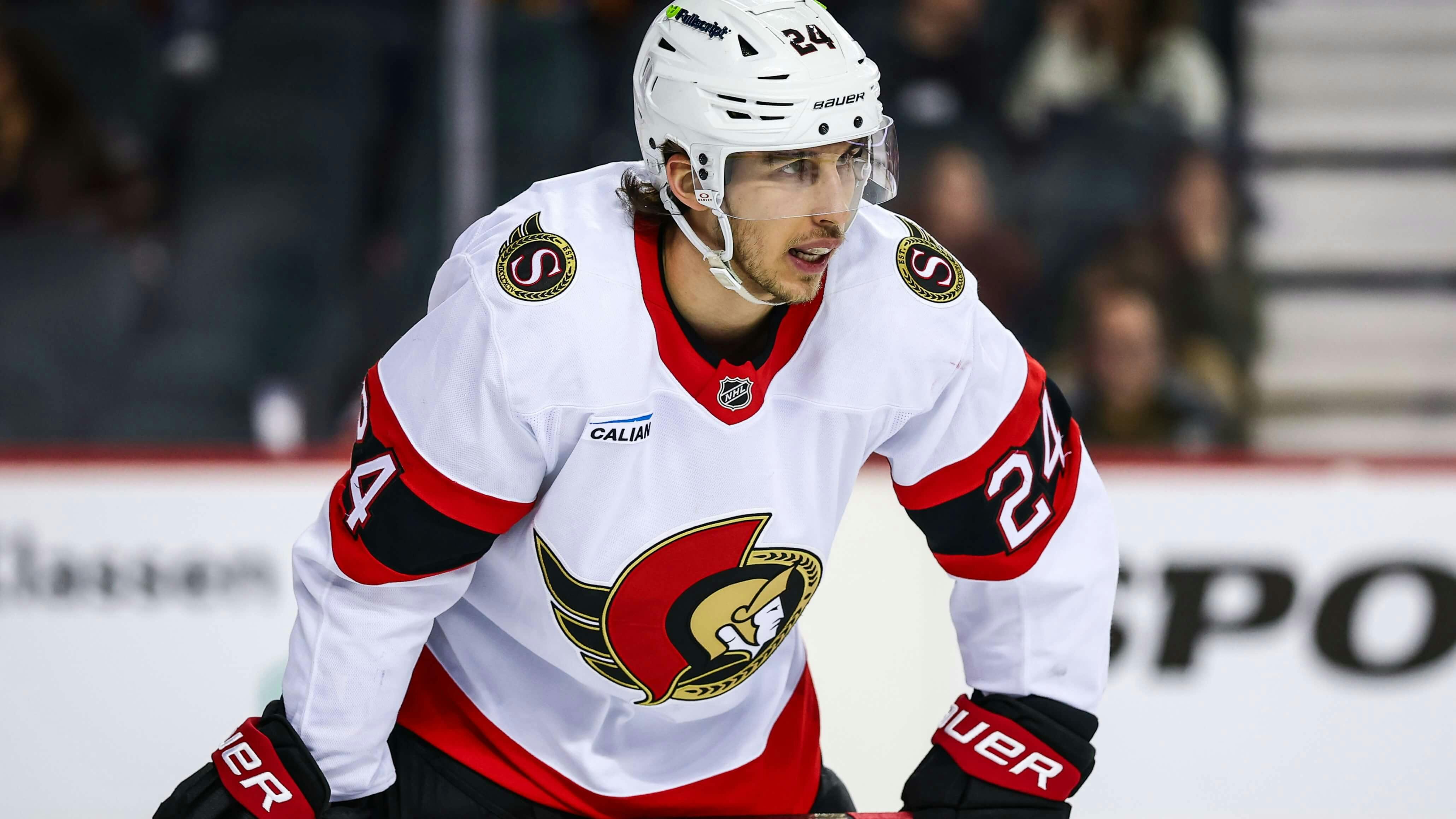 Senators vs Hurricanes Prediction, Picks & Odds for Saturday's NHL Playoffs Game 1