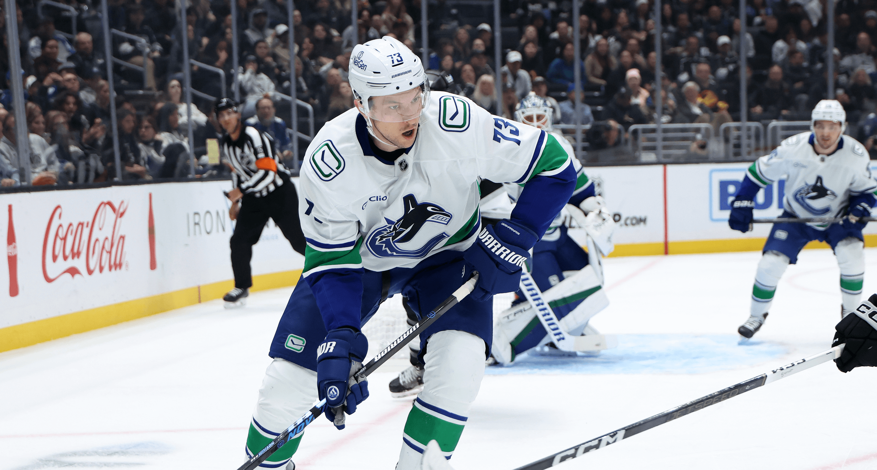 Canucks vs Oilers Prediction, Picks & Odds for Tonight’s NHL Game