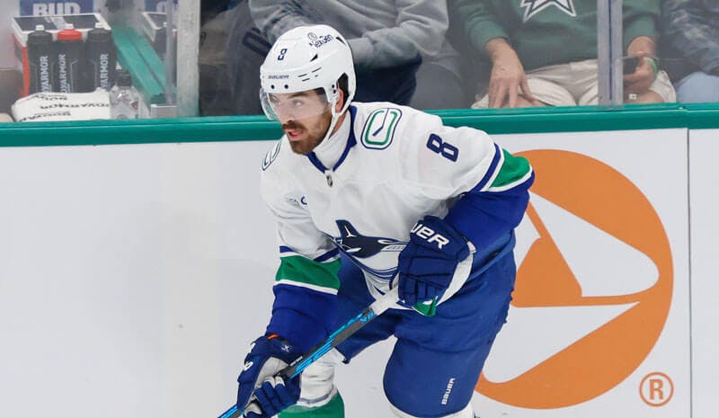 Canucks vs Blackhawks Prediction, Picks & Same-Game Parlay for Tonight’s NHL Game