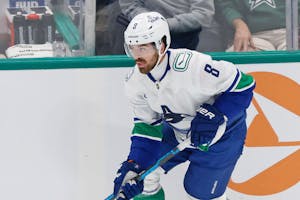 Canucks vs Blackhawks Prediction, Picks & Same-Game Parlay for Tonight’s NHL Game
