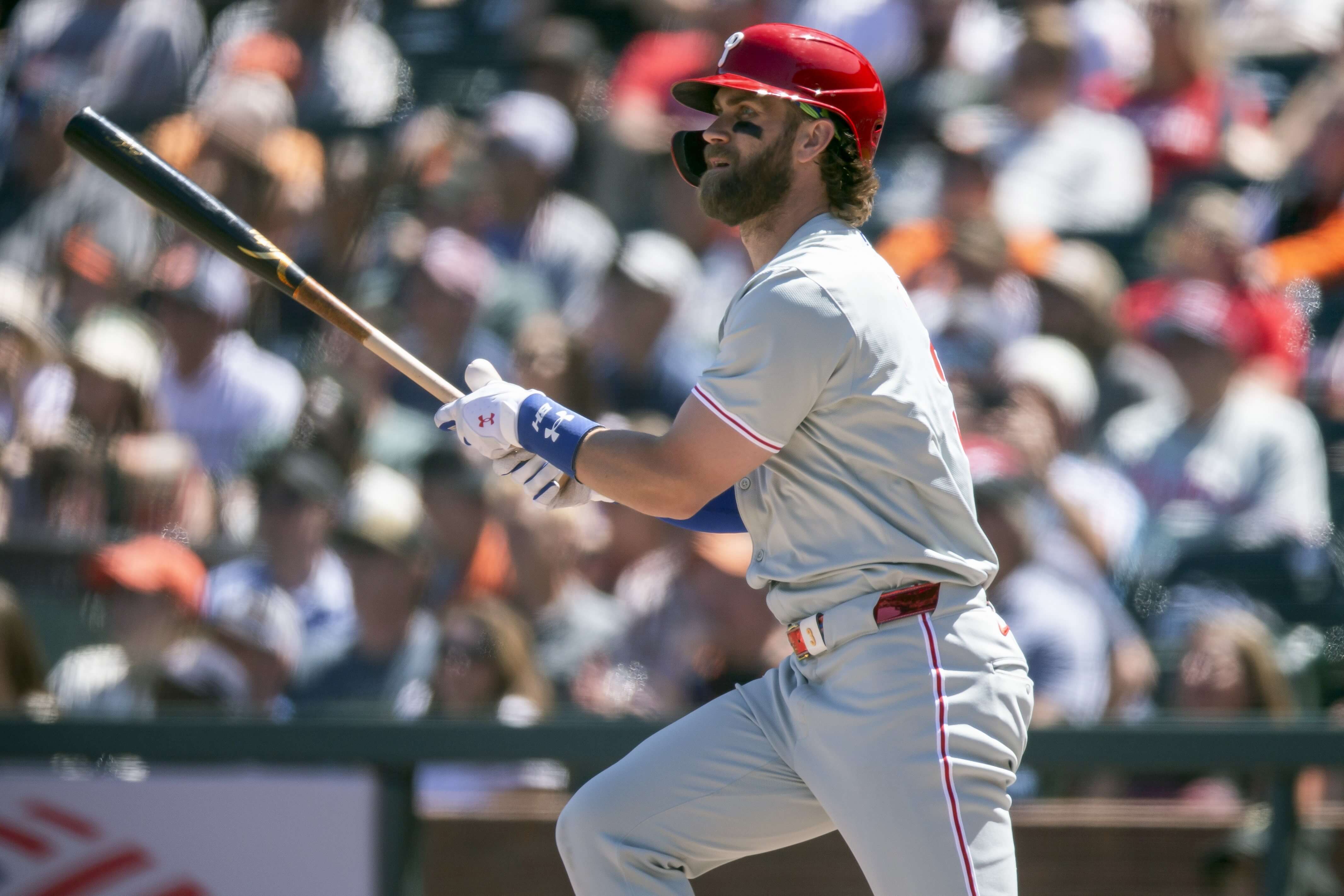 Today’s MLB Prop Picks & Best Bets: Harper Remains Hot