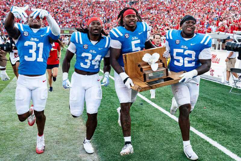 How To Bet - LSU vs Ole Miss Rivalry History, Odds & Preview: Magnolia Bowl 2026