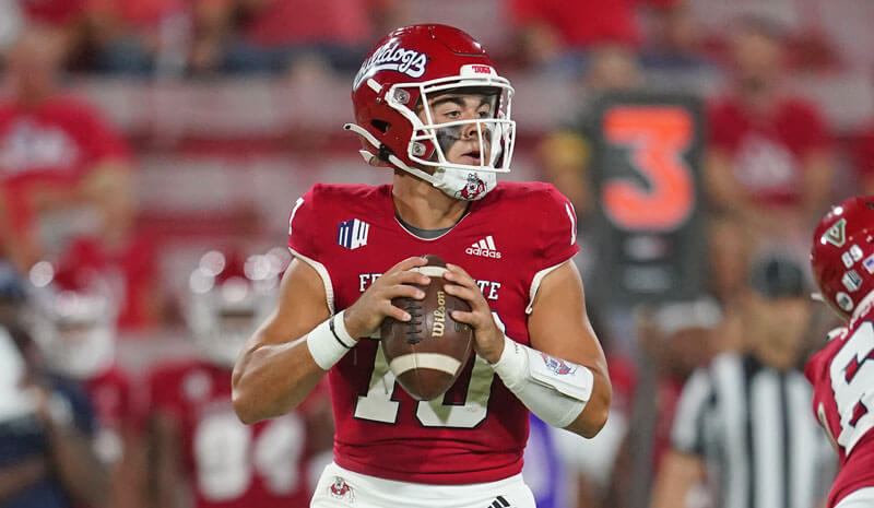 Sam Houston vs New Mexico State Prediction, Picks & Odds for Tonight — College Football Week 6