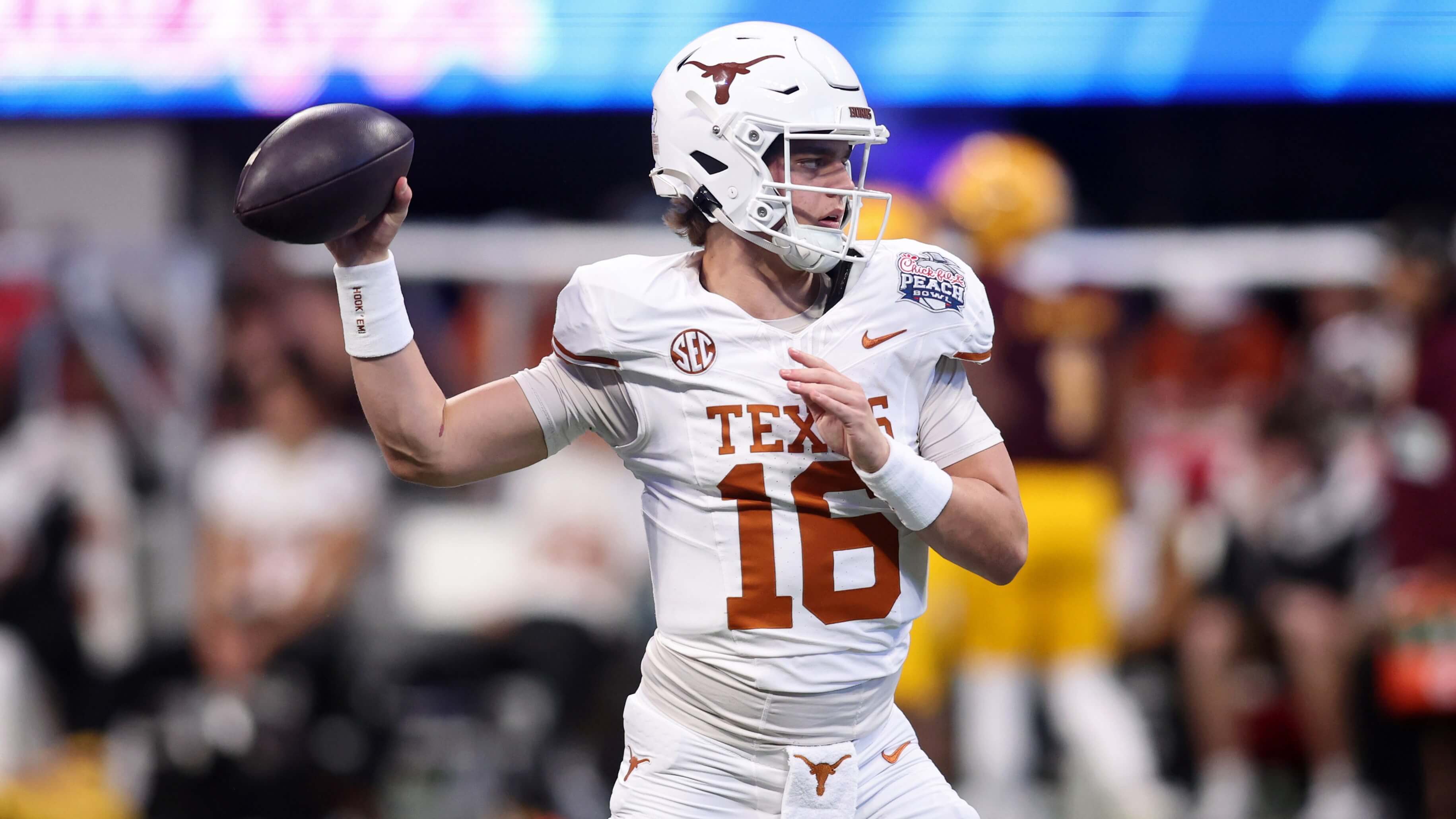College Football Heisman Trophy Odds for 2025: Manning, Nussmeier Are Early Favorites