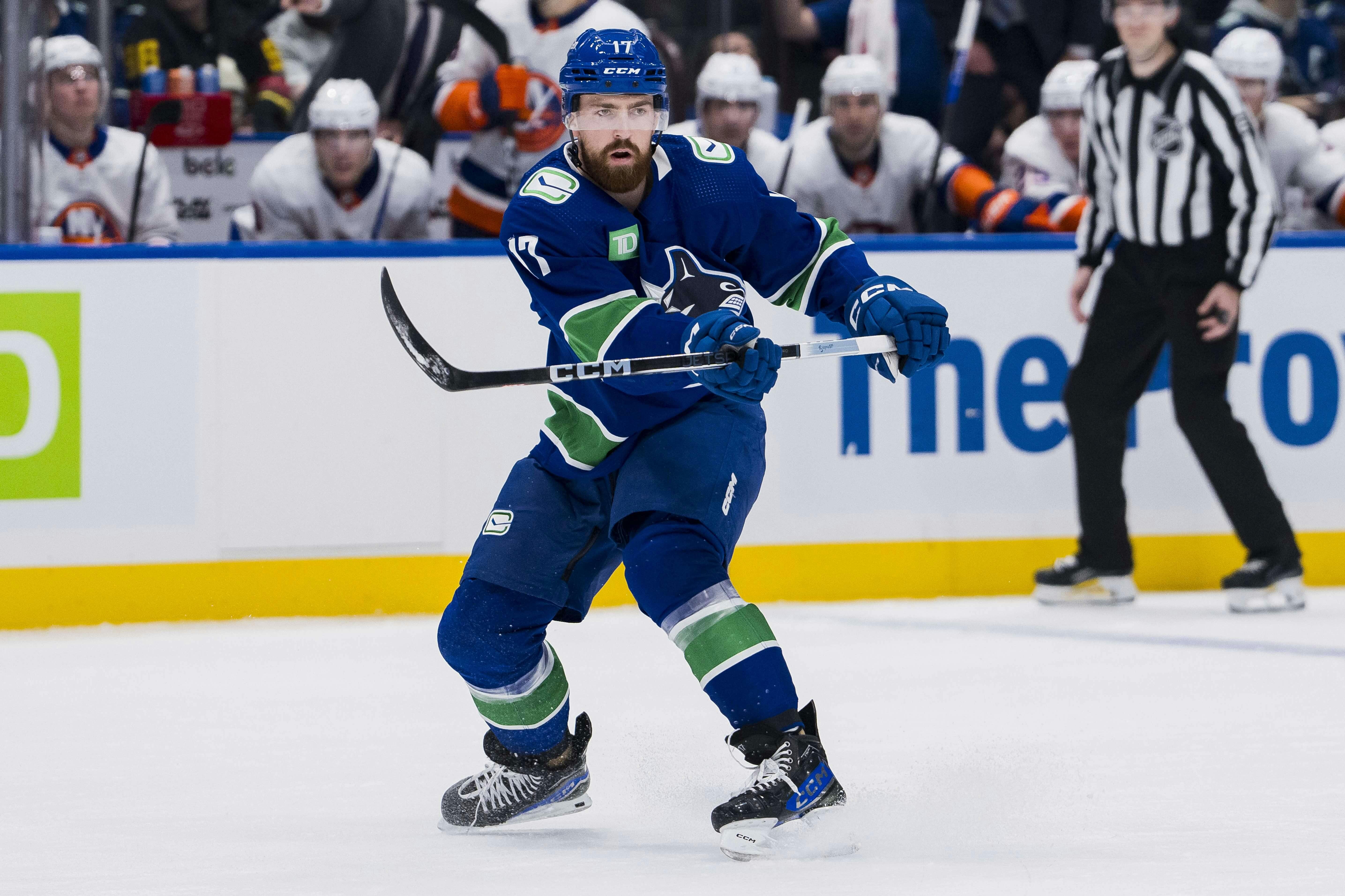 Vancouver Canucks NHL Filip Hronek 