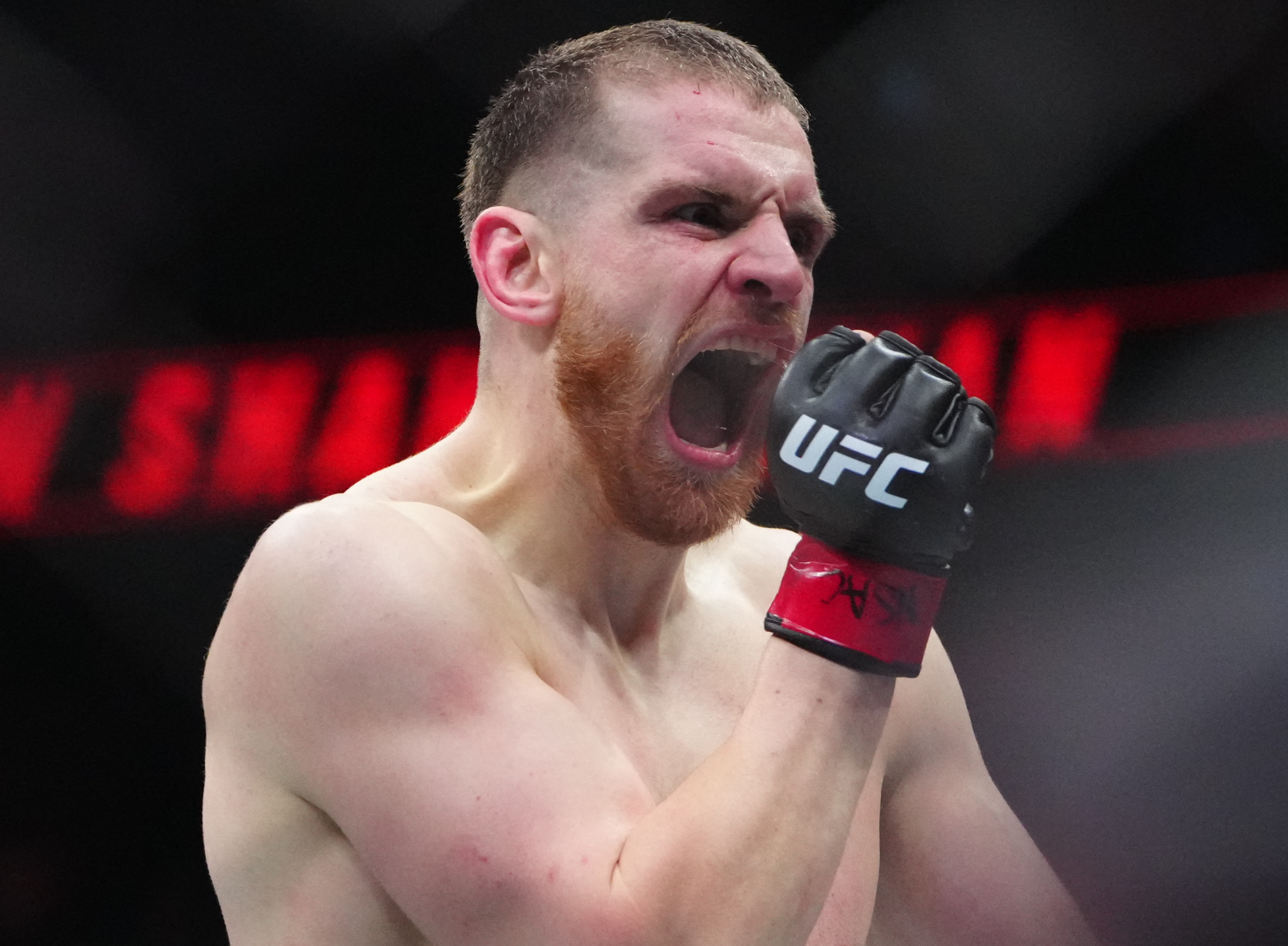 How To Bet - Brendan Allen vs Edmen Shahbazyan Predictions, Picks & Odds