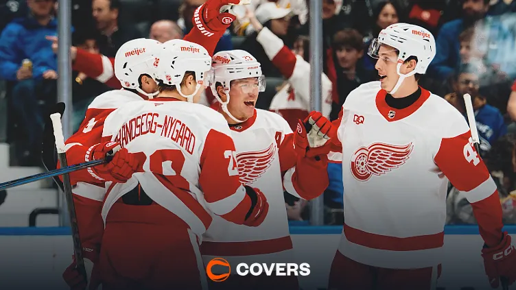 Blackhawks vs Red Wings Prediction, Picks & Combo for Tonight’s NHL Game