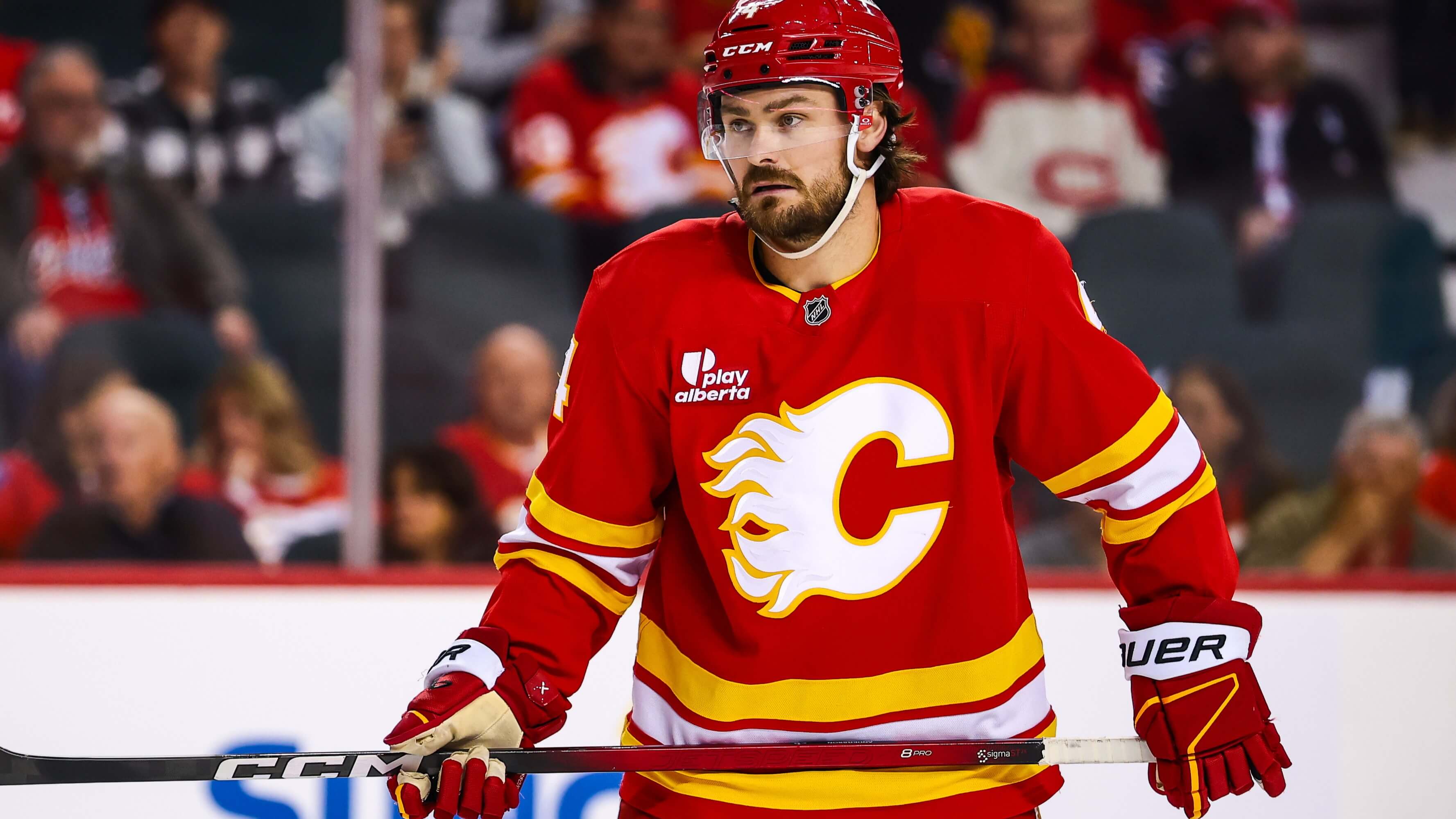 Blackhawks vs Flames Prediction, Picks & Same-Game Parlay for Tonight’s NHL Game