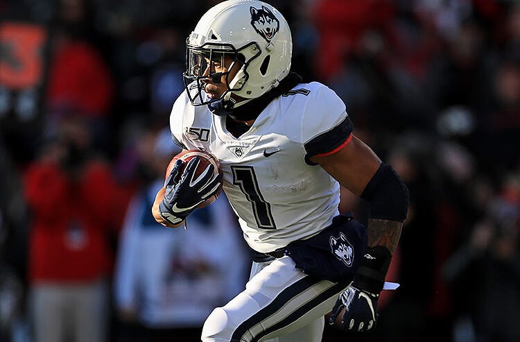 Art Thompkins UConn Huskies college football