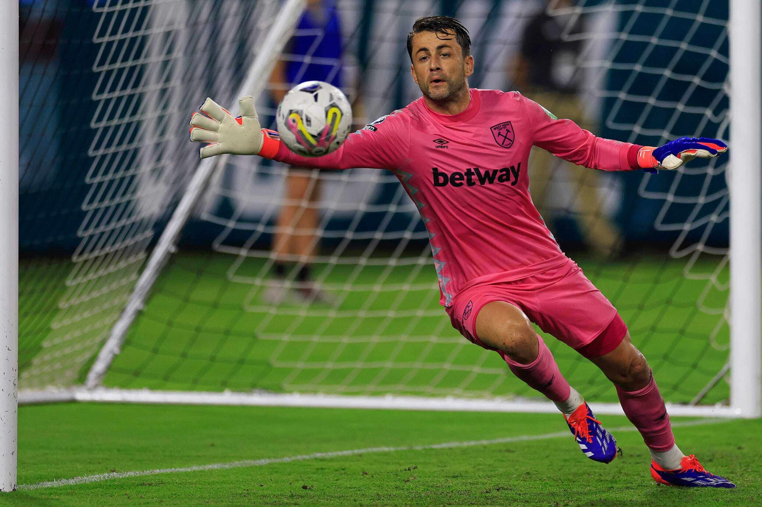How To Bet - West Ham United Taps BoyleSports as New Sponsor