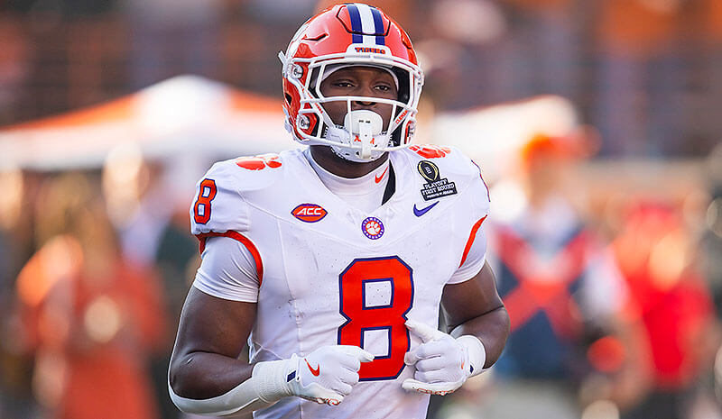 How To Bet - College Football Player Props & Best Bets for Week 1's Late Slate