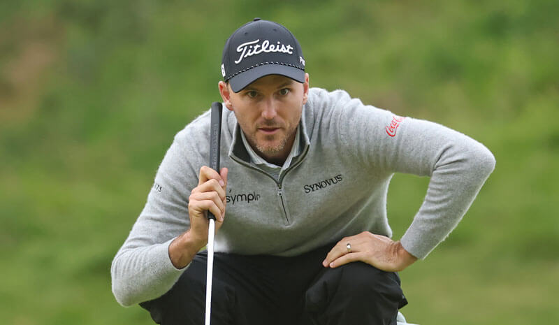 How To Bet - British Open Predictions, Picks and Golf Best Bets for Round 4: Henley Stands Firm