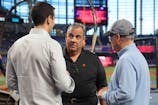 Former New Jersey Governor Chris Christie talks on the field to New York Mets owner Steve Cohen before the game between the Miami Marlins and the New York Mets at loanDepot Park. Sam Navarro-Imagn Images