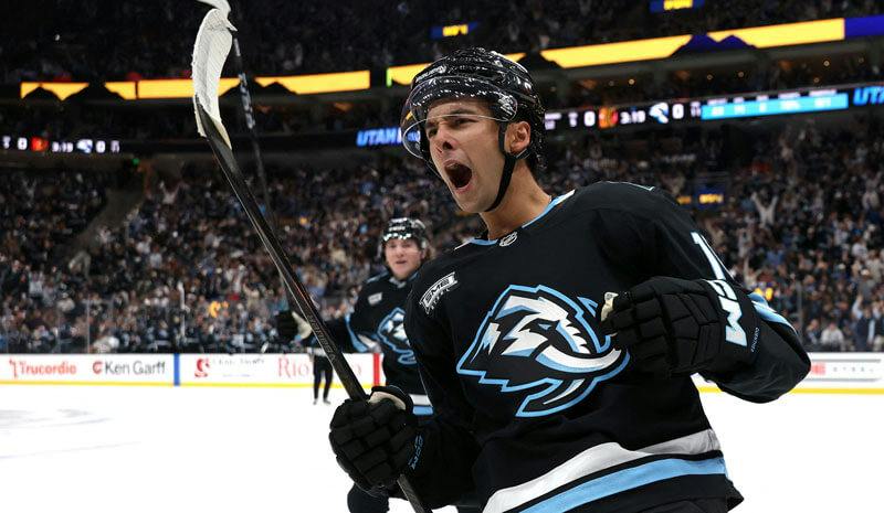 Penguins vs Mammoth Prediction, Picks & Combo for Tonight’s NHL Game