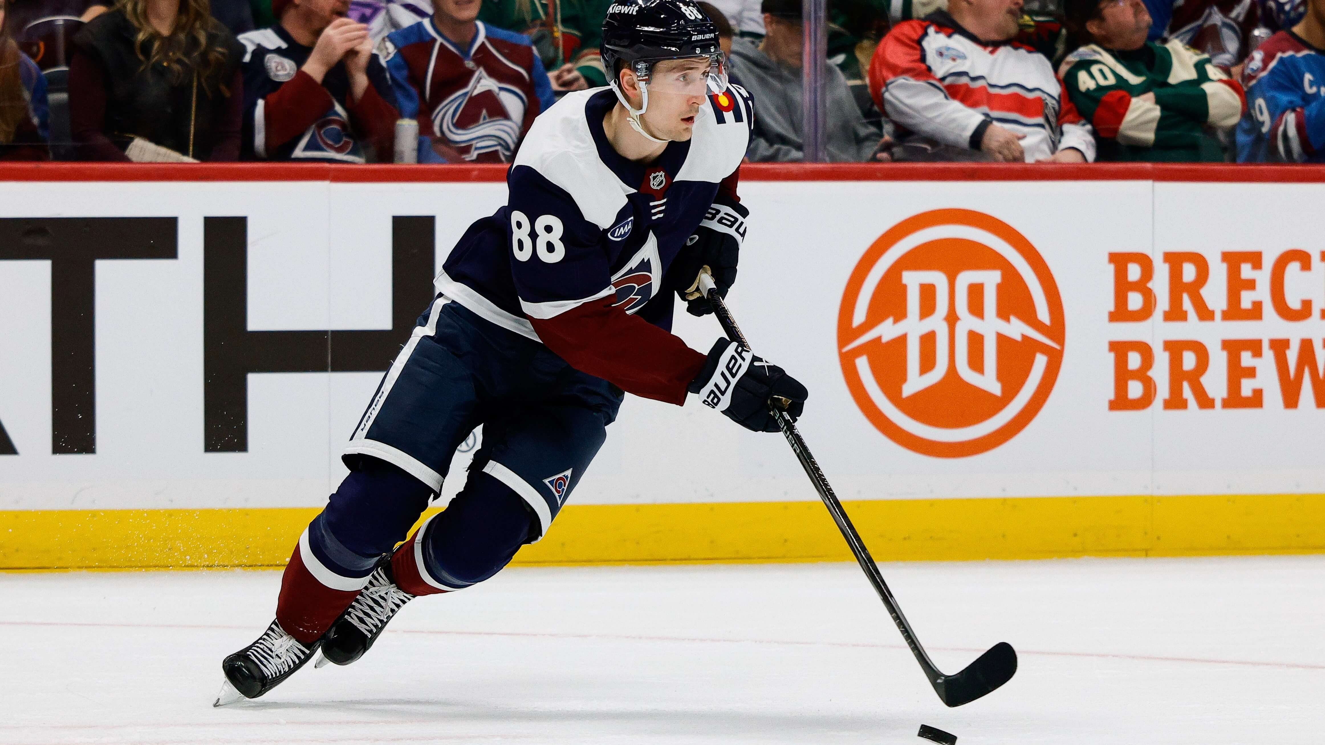 NHL Player Props & Best Bets for Today, March 3: Hooray for Necas