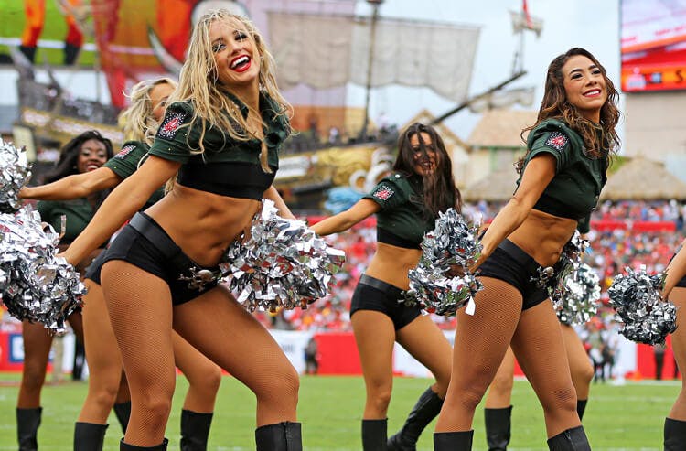 Tampa Bay Buccaneers cheerleaders NFL