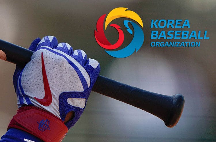KBO action heads into the weekend.